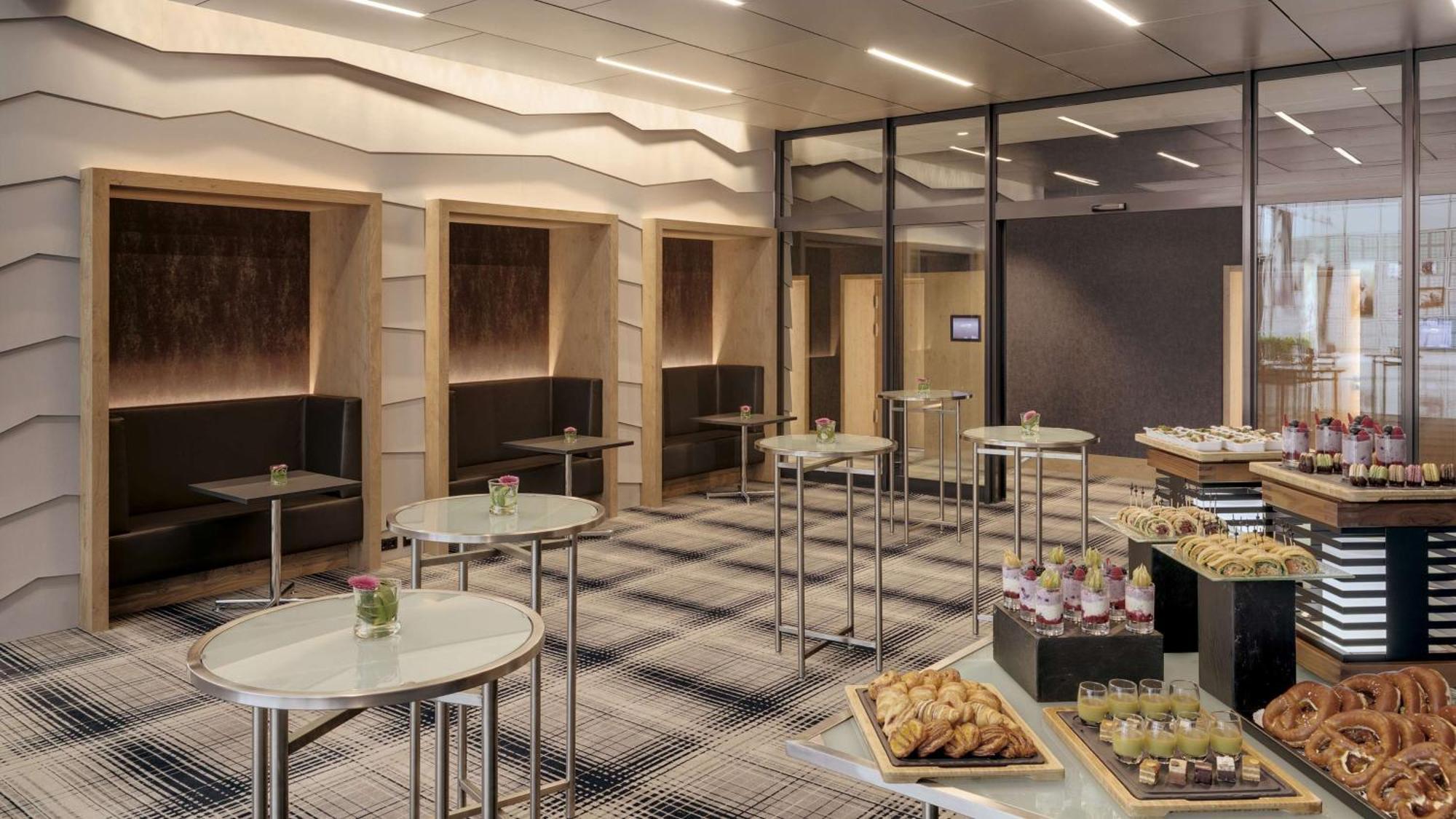 Hilton Munich Airport Hotel Schwaig bei Nürnberg Buitenkant foto