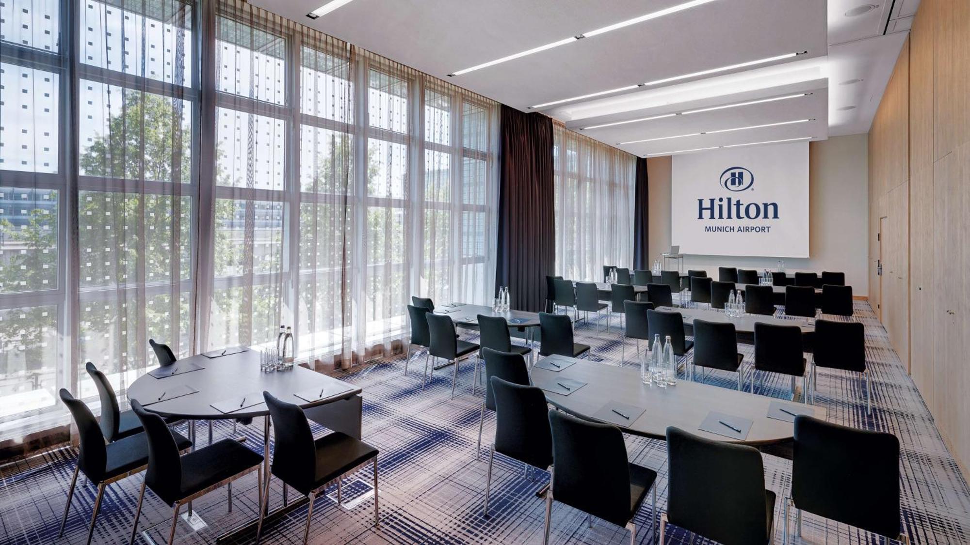 Hilton Munich Airport Hotel Schwaig bei Nürnberg Buitenkant foto